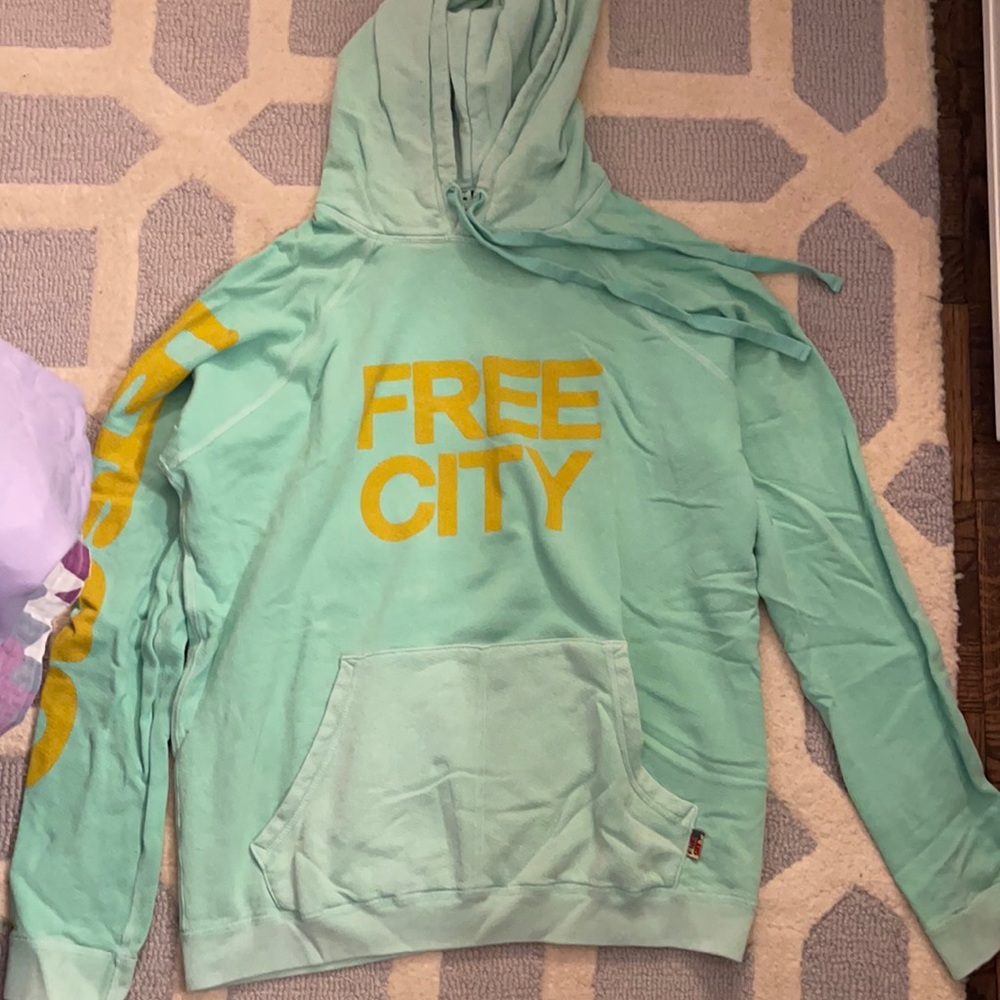 Green and yellow Free City sweatshirt, size 3 (Large)
